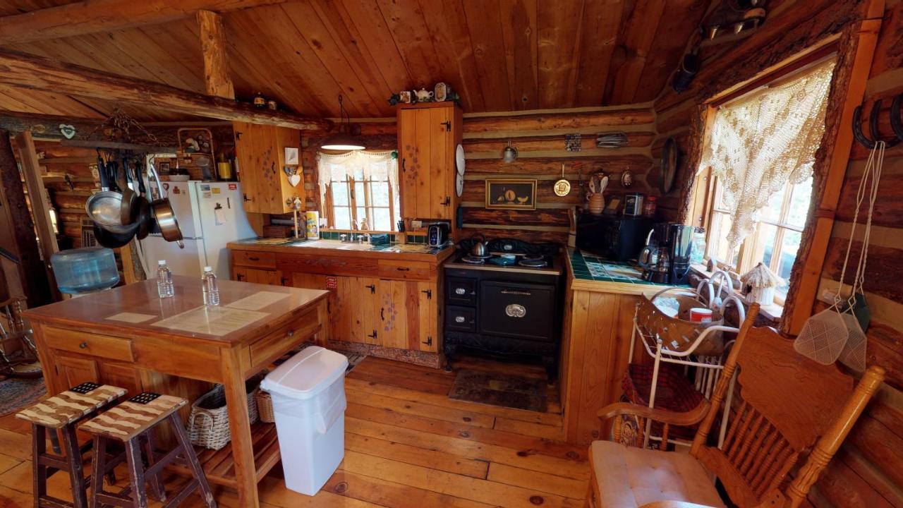 Cabin By The Creek With High Speed Wifi Red River Ngoại thất bức ảnh