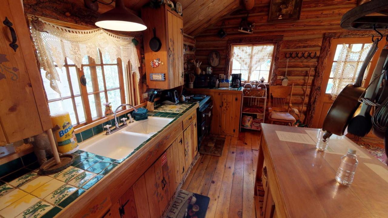 Cabin By The Creek With High Speed Wifi Red River Ngoại thất bức ảnh