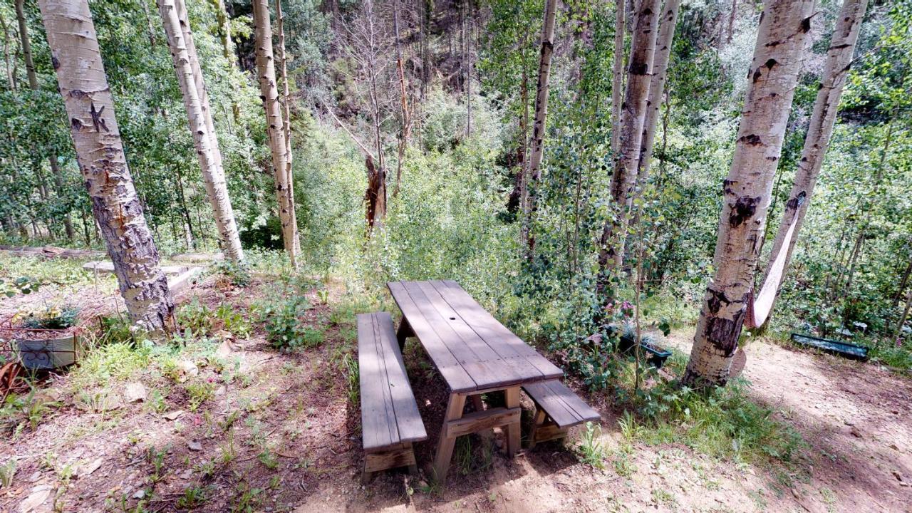 Cabin By The Creek With High Speed Wifi Red River Ngoại thất bức ảnh